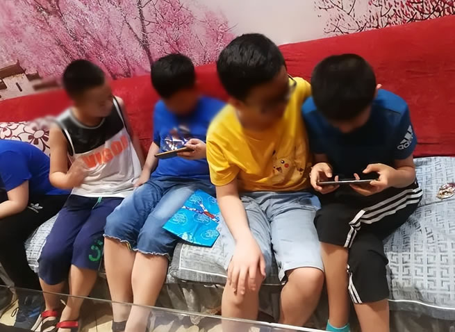 千问30亿刚砸下去就被微信拦住了：这不是封活动，是封未来 阿里巴巴 腾讯 微新闻 第5张